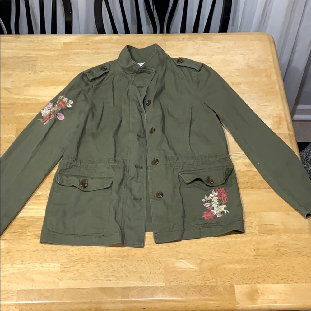 Jacket - Picture 1 of 4